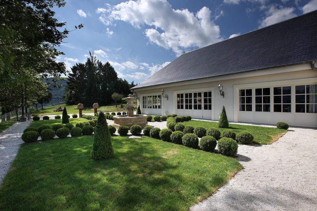Les Saints Peres Hotel Montagnole Exterior photo